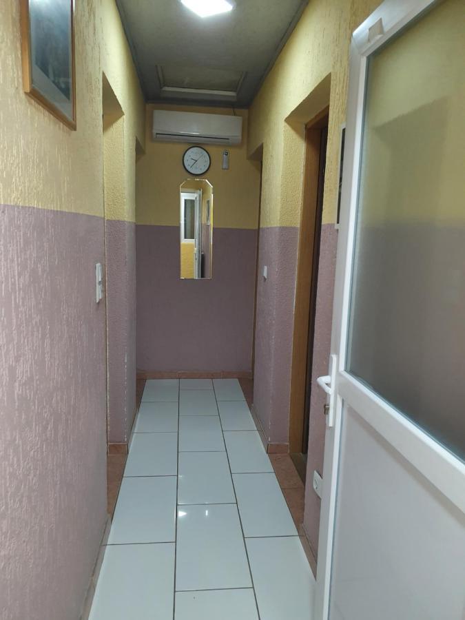Hostel "Arco" Brčko Exterior foto